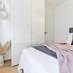 Lea Boutique Lägenhet *